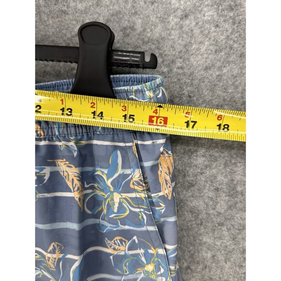 NWT Peter Millar Men's Size L Crown Blue Swim Trunks Shorts Includes Beer Koozie - Picture 13 of 16